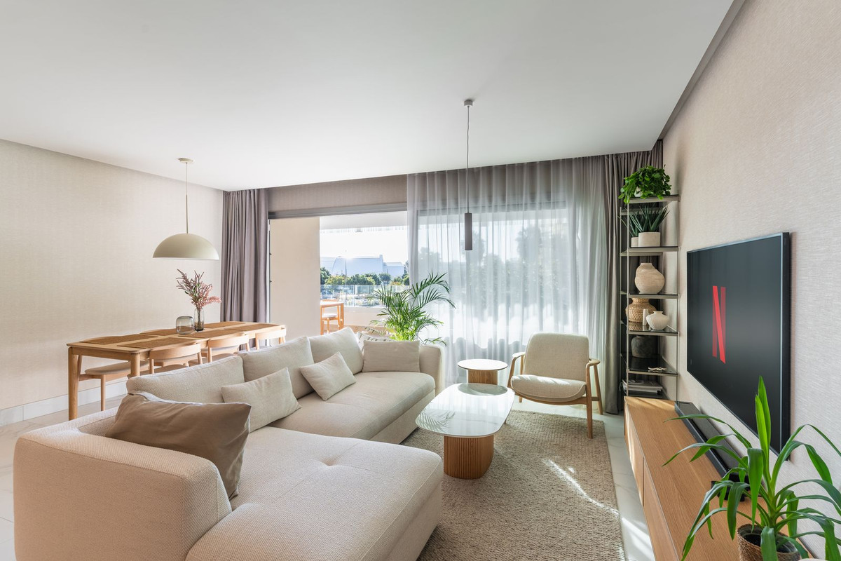 3 Bedroom Apartment in San Pedro de Alcántara - Photo 28