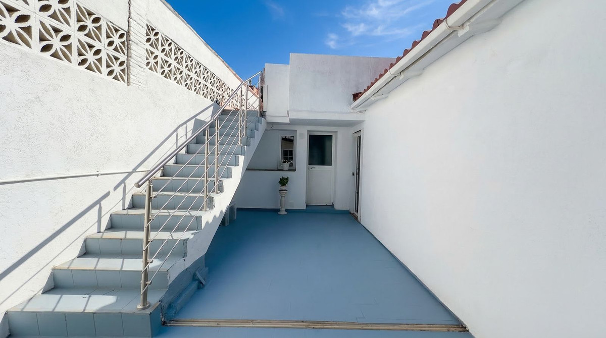 3 Bedroom Villa in Mijas - Photo 25