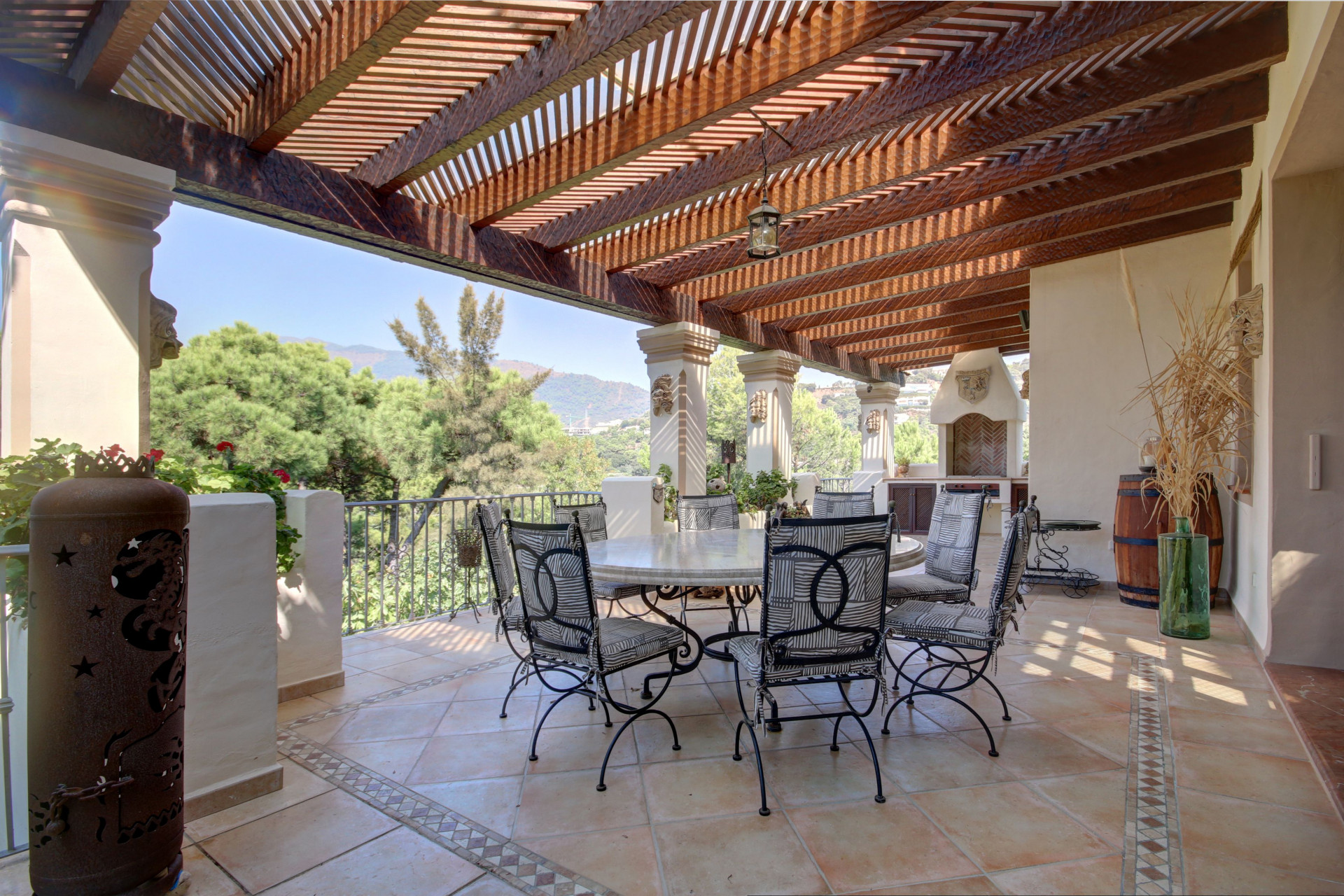 7 Bedroom Villa in Benahavís - Foto 8
