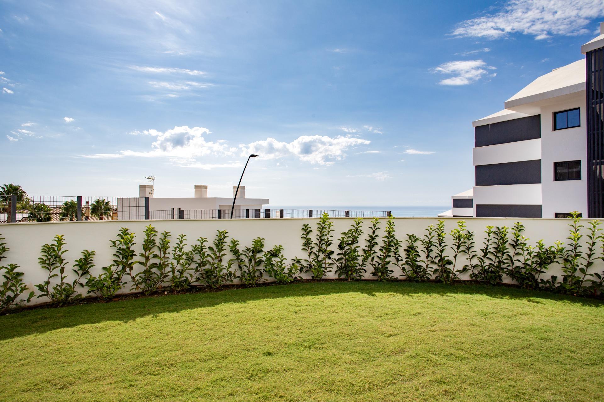 2 Bedroom Apartment in Benalmádena - Foto 11