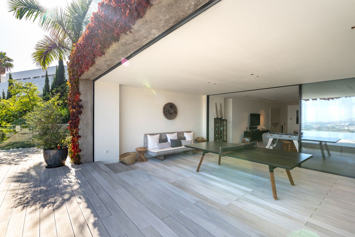 6 Bedroom Villa in Marbella - Photo 20