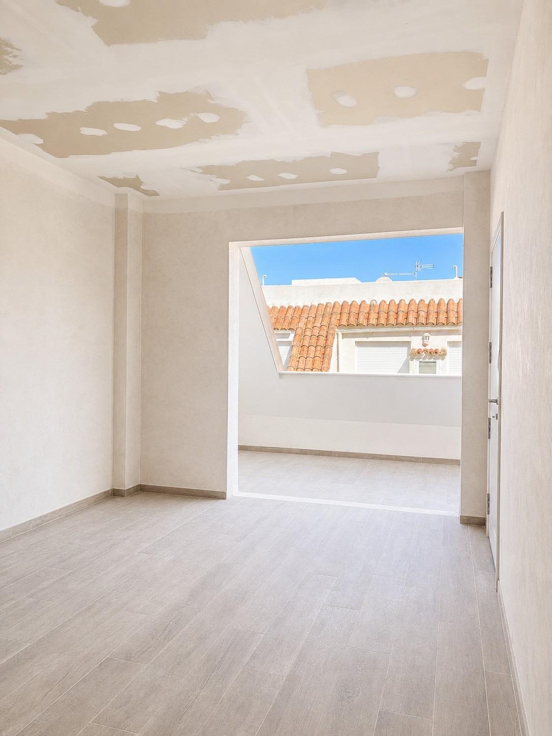 3 Bedroom Penthouse in Fuengirola - Photo 20