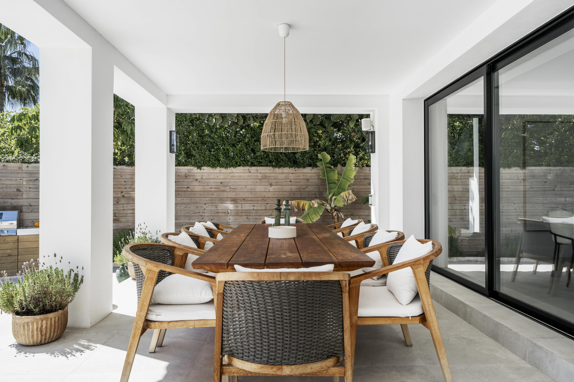 6 Bedroom Villa in Marbella - Photo 8