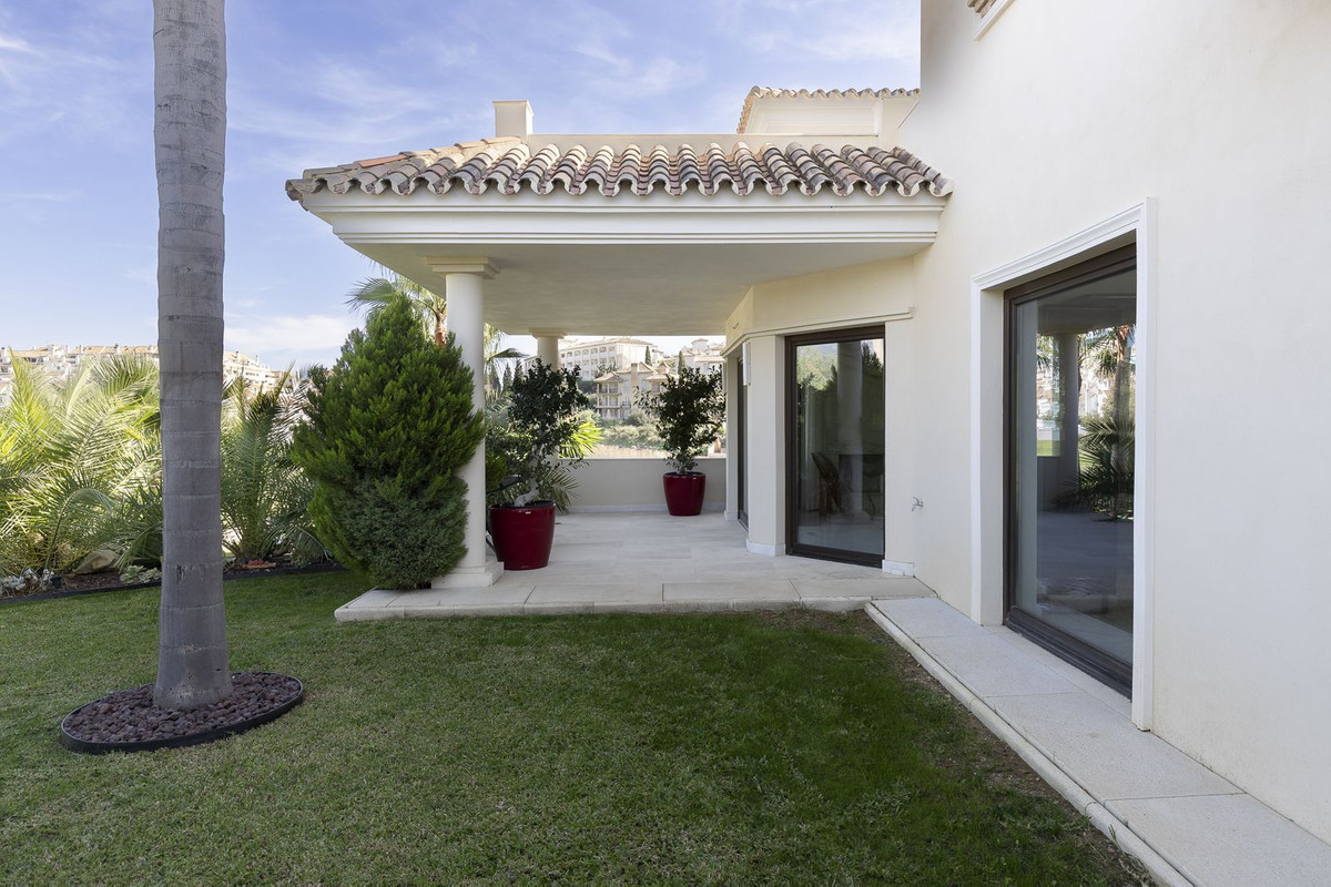 6 Bedroom Villa in Mijas - Photo 72