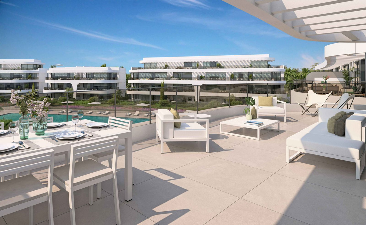 2 Bedroom Apartment in Estepona