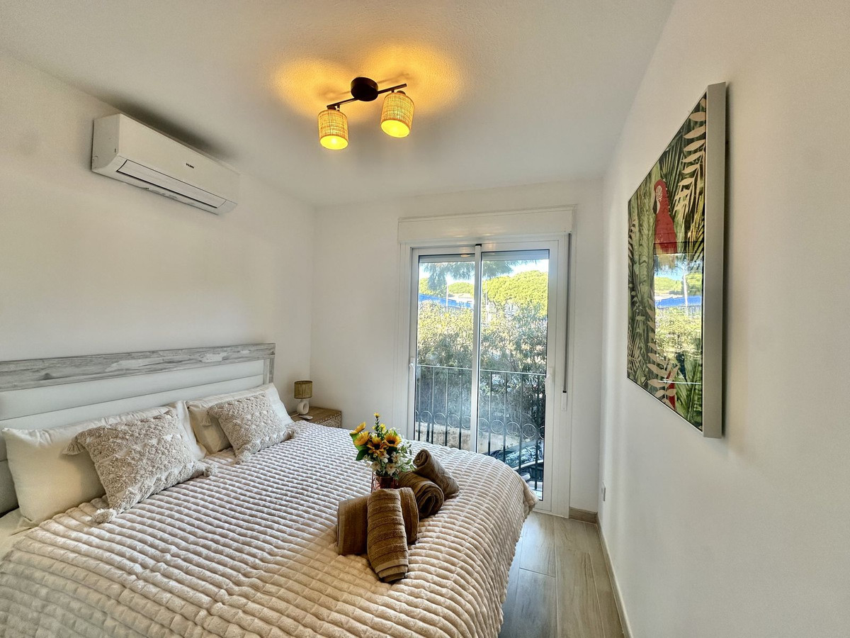 2 Bedroom Apartment in Mijas - Photo 17