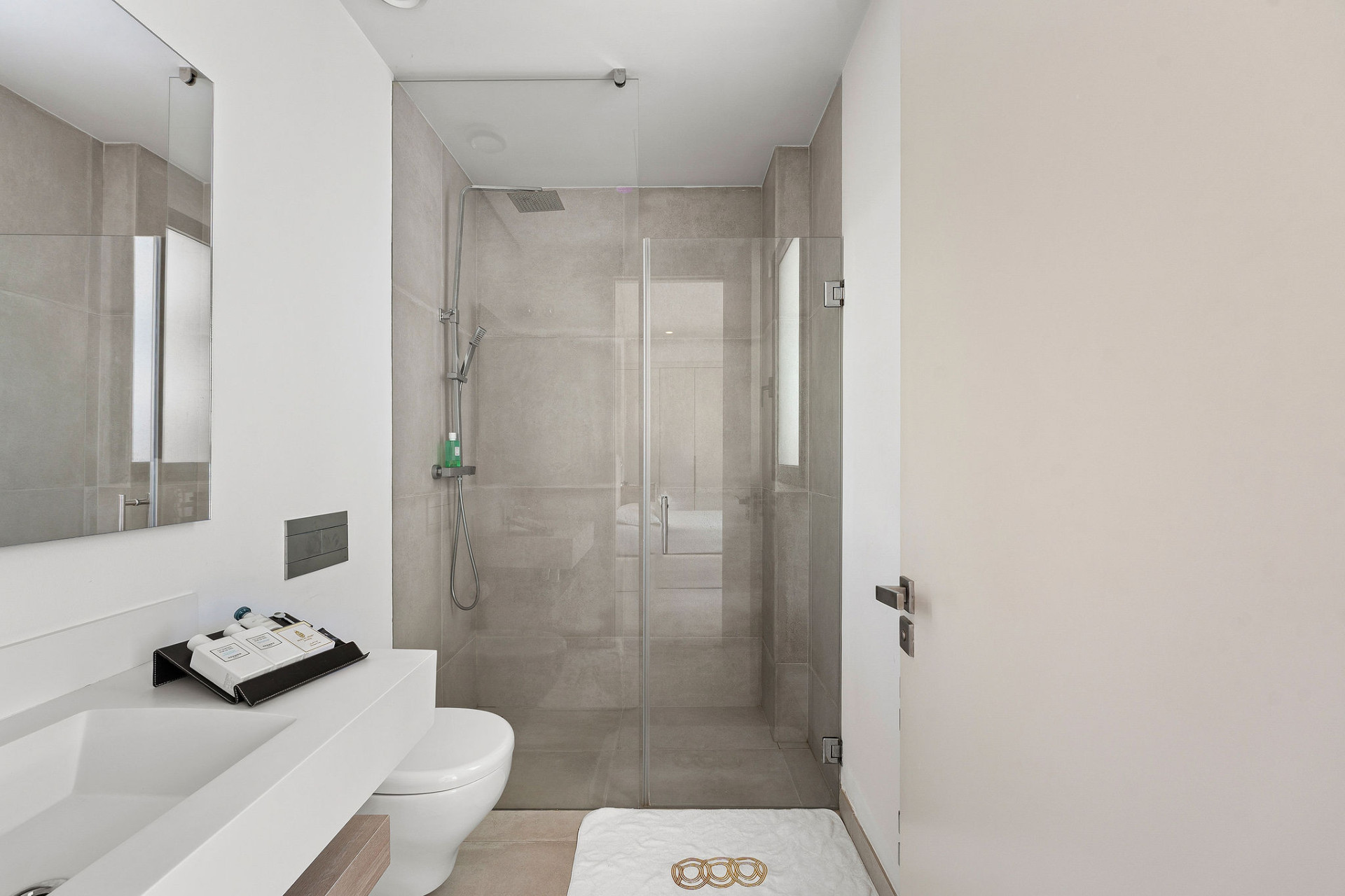 4 Bedroom Villa in Estepona - Photo 23