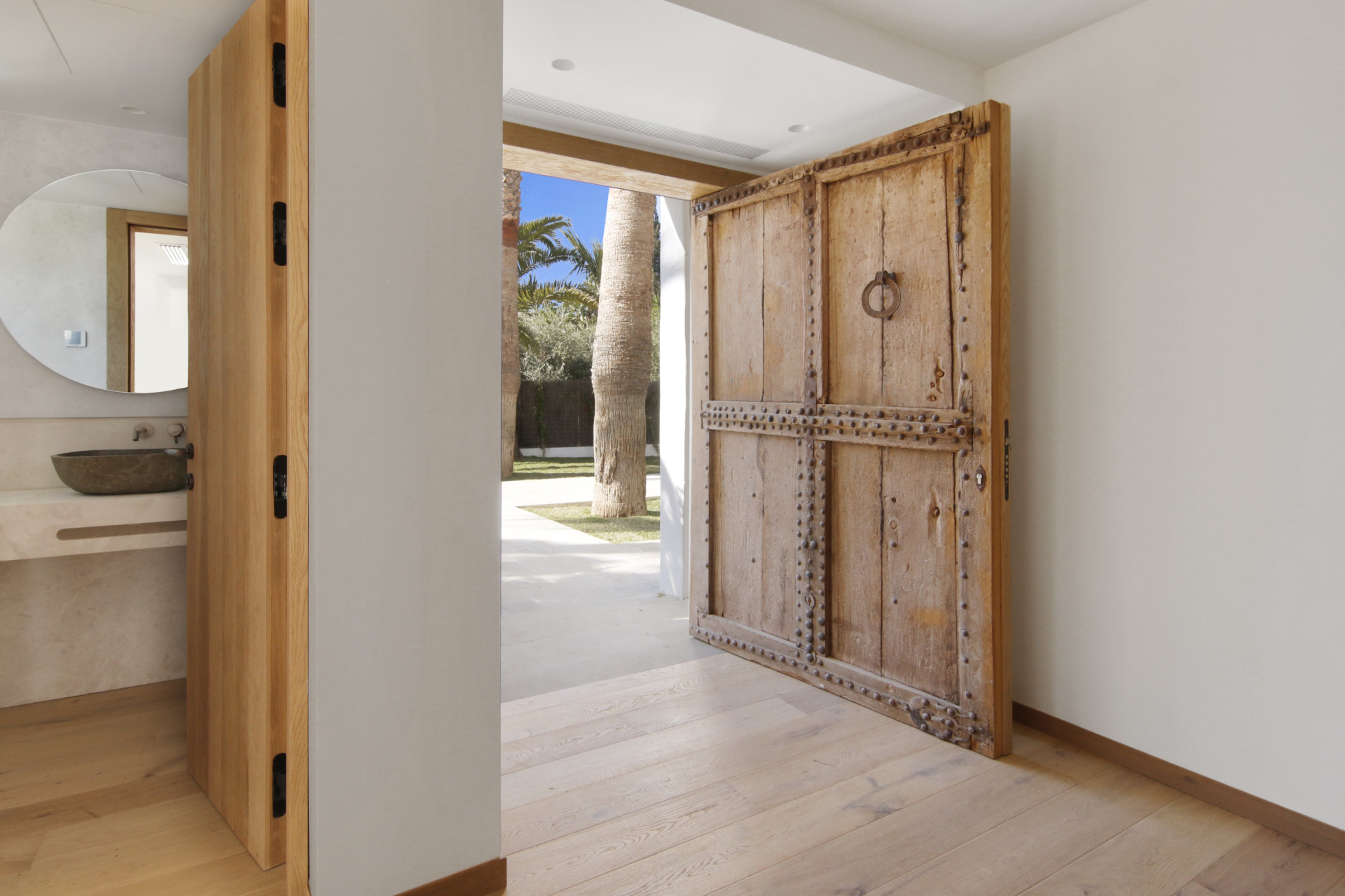 5 Bedroom Villa in Marbella - Photo 5