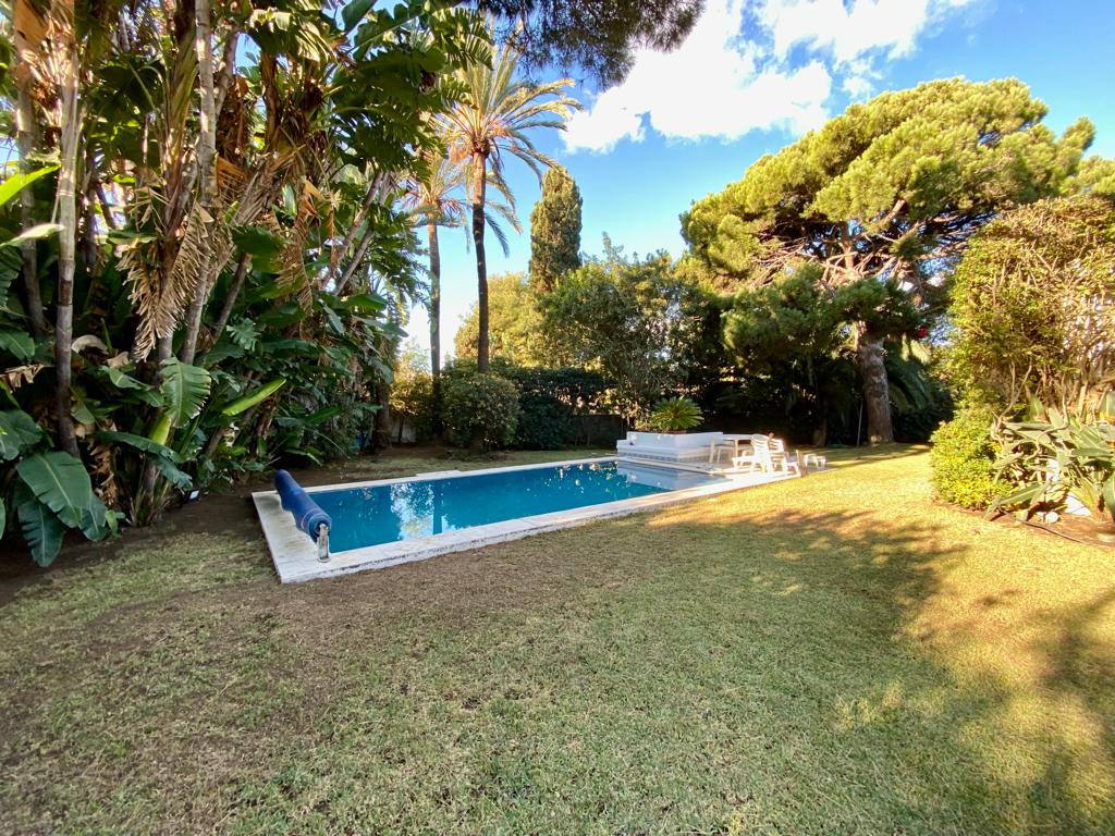 7 Bedroom Villa in Estepona - Foto 2