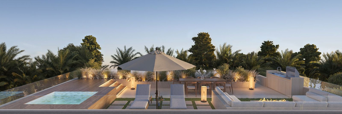 5 Bedroom Villa in Estepona - Photo 19