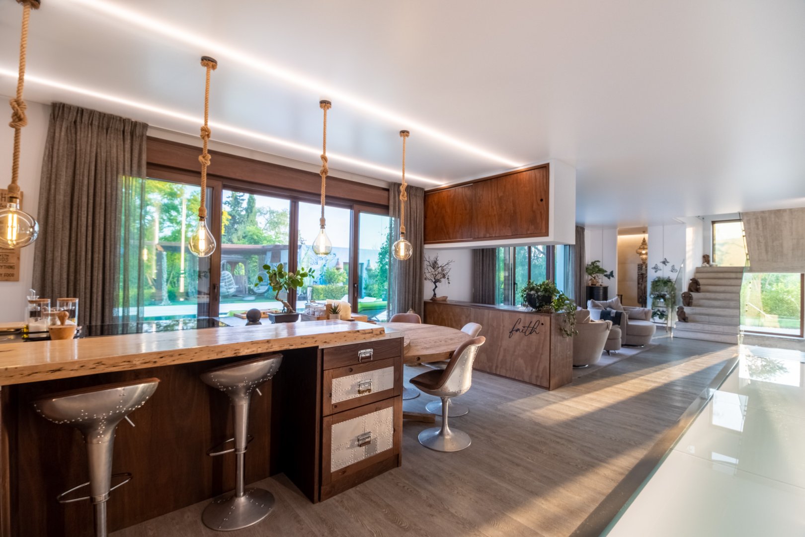 5 Bedroom Villa in Benahavís - Foto 4