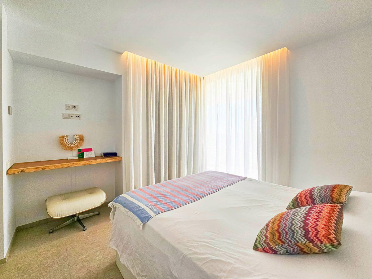 3 Bedroom Apartment in Benahavís - Photo 15