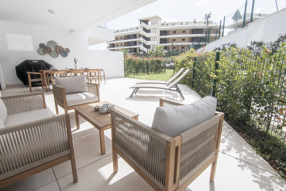 4 Bedroom Apartment in Benalmádena - Photo 21