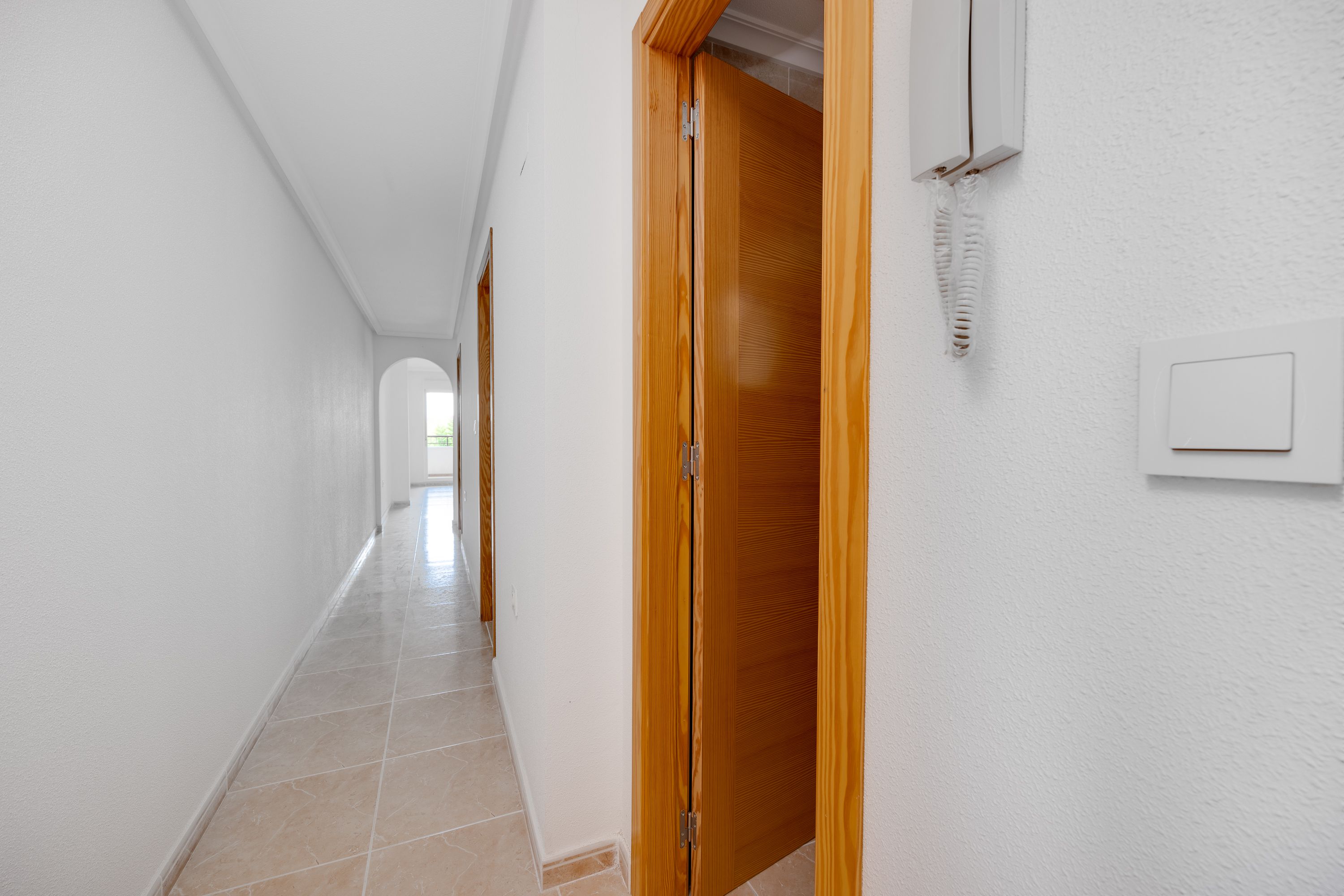 Apartamento com 2 quartos com piscina em Alicante, Espanha – Foto 26