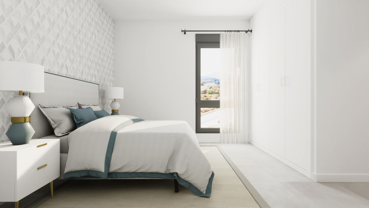 3 Bedroom Apartment in Estepona - Photo 11