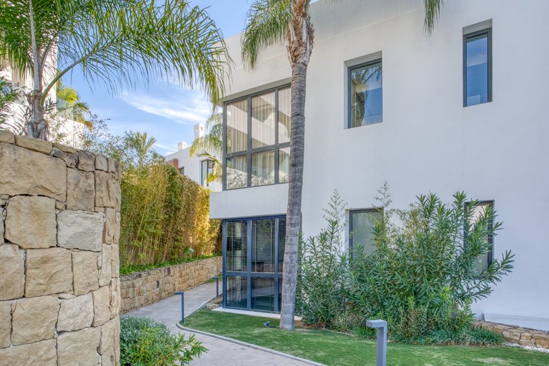 4 Bedroom Apartment in Marbella - Photo 20