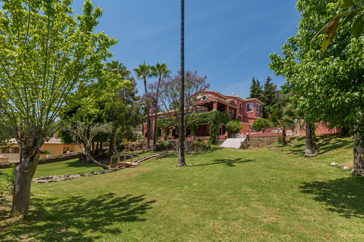 12 Bedroom Villa in Benahavís - Foto 44