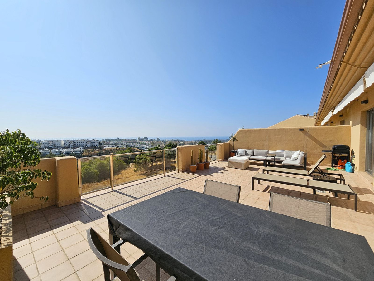 2 Bedroom Penthouse in Estepona