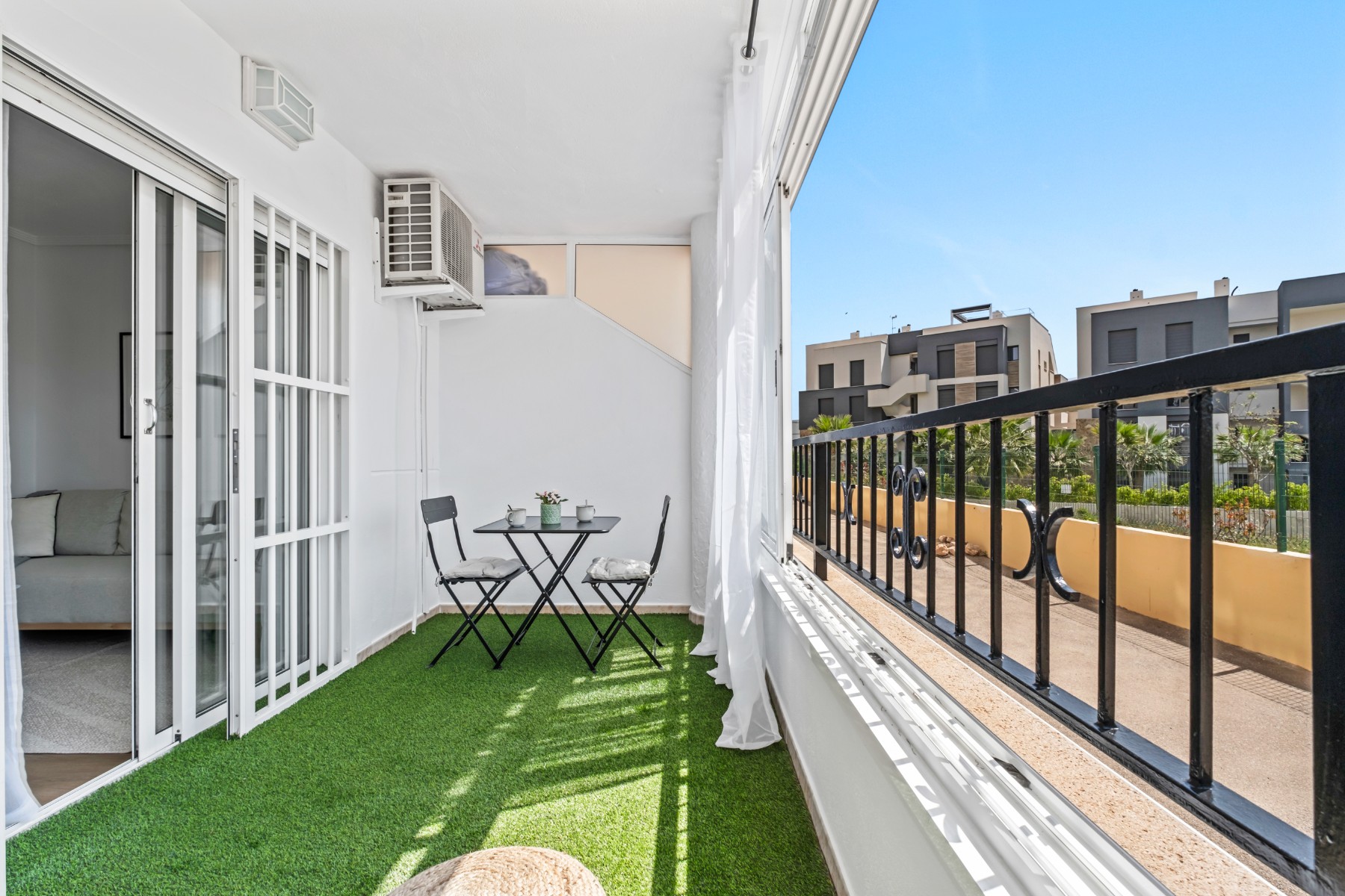 Apartamento com 2 quartos com piscina em Alicante, Espanha – Foto 25