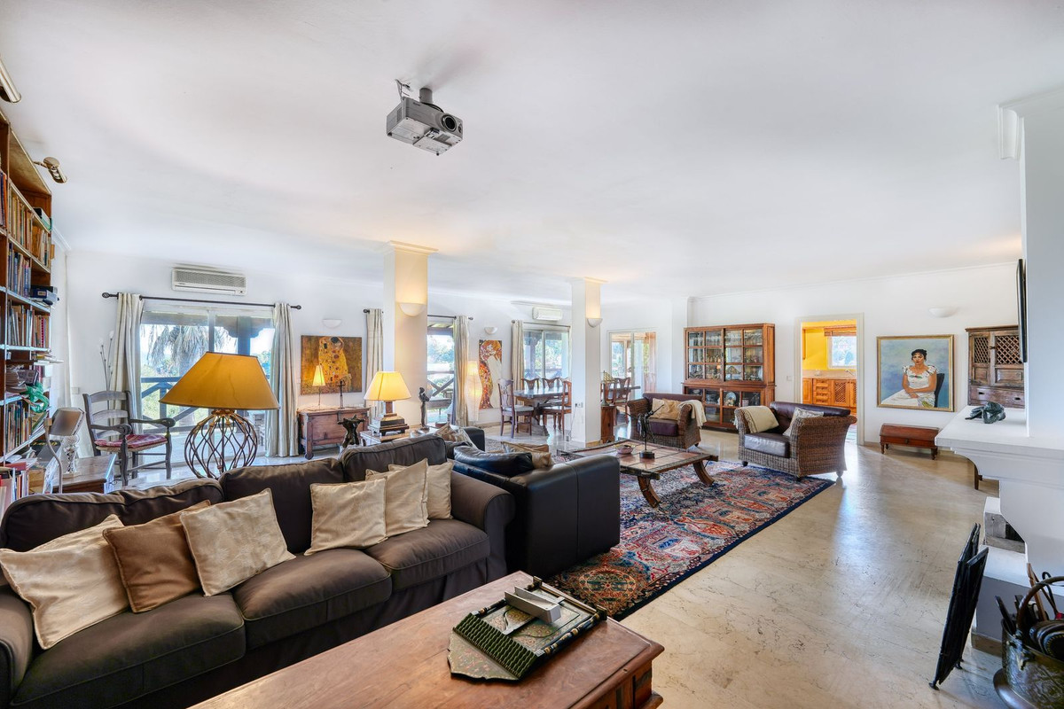 5 Bedroom Villa in Sotogrande - Photo 15