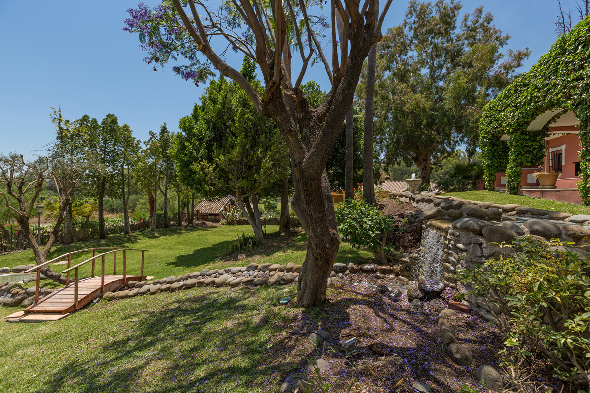 12 Bedroom Villa in Benahavís - Foto 41