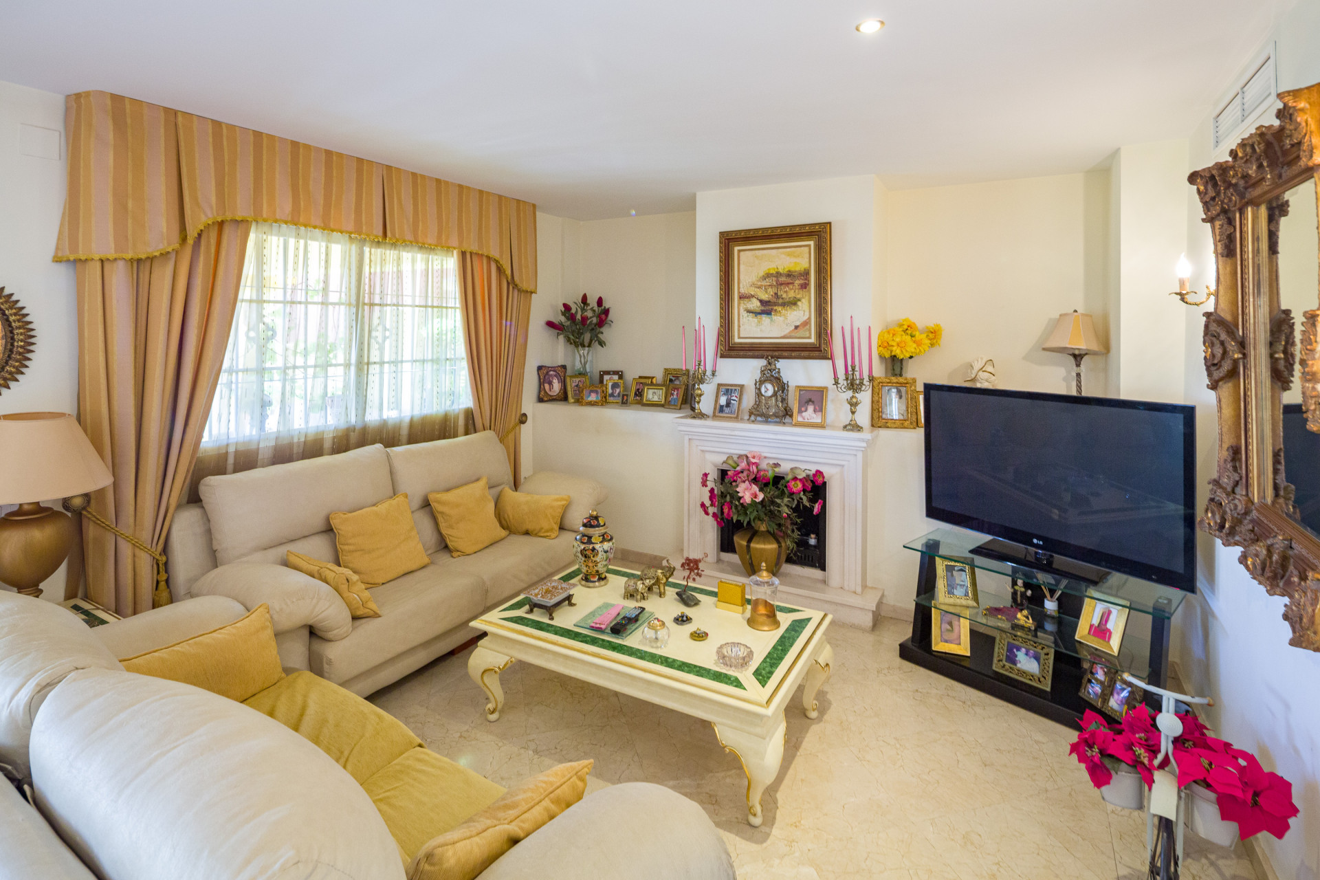 5 Bedroom Villa in San Pedro de Alcántara - Фото 12