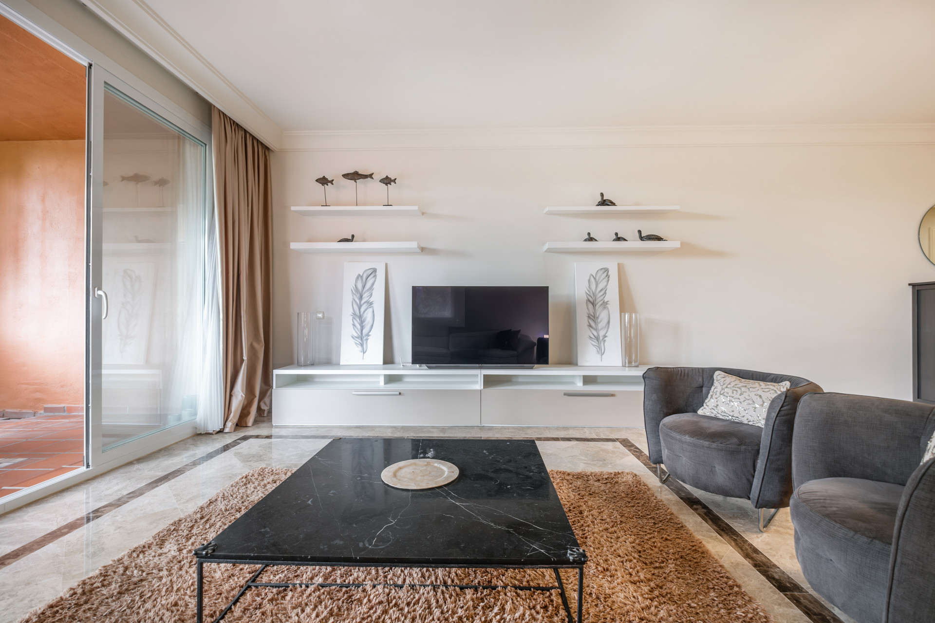 3 Bedroom Apartment in Marbella - Photo 14