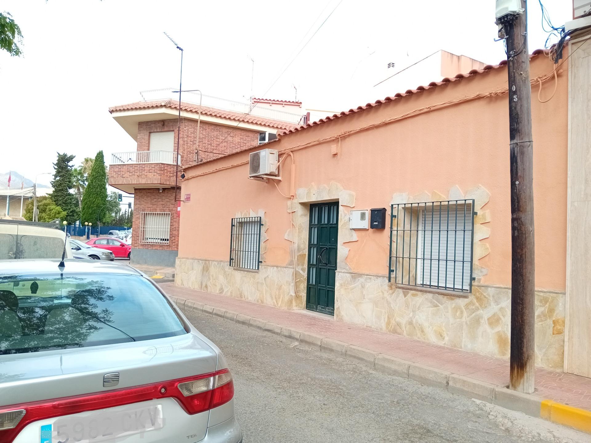 Chalet de 4 dormitorios en Murcia – Foto 2