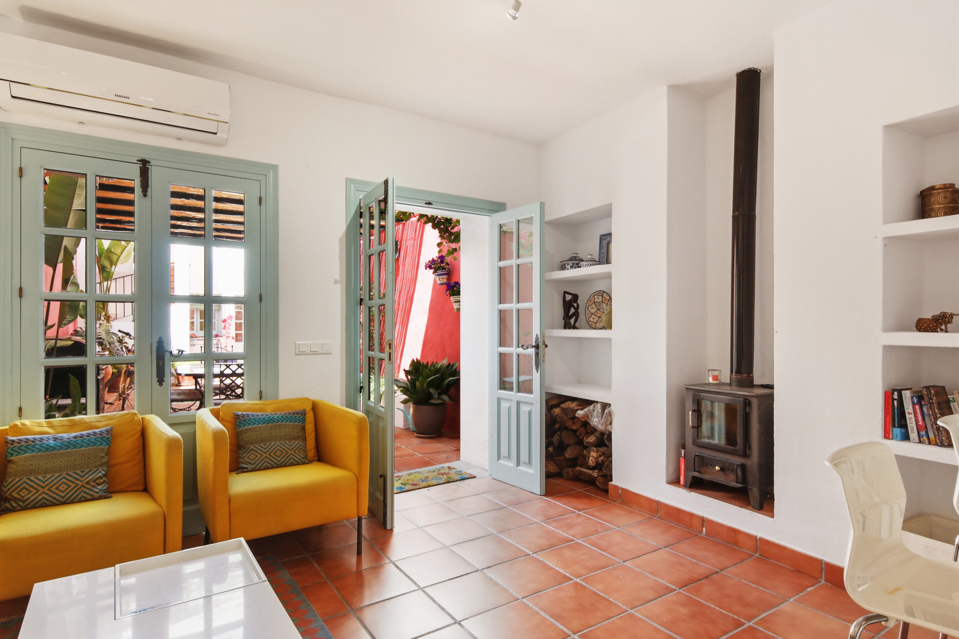 3 Bedroom Townhouse in Estepona - Photo 3