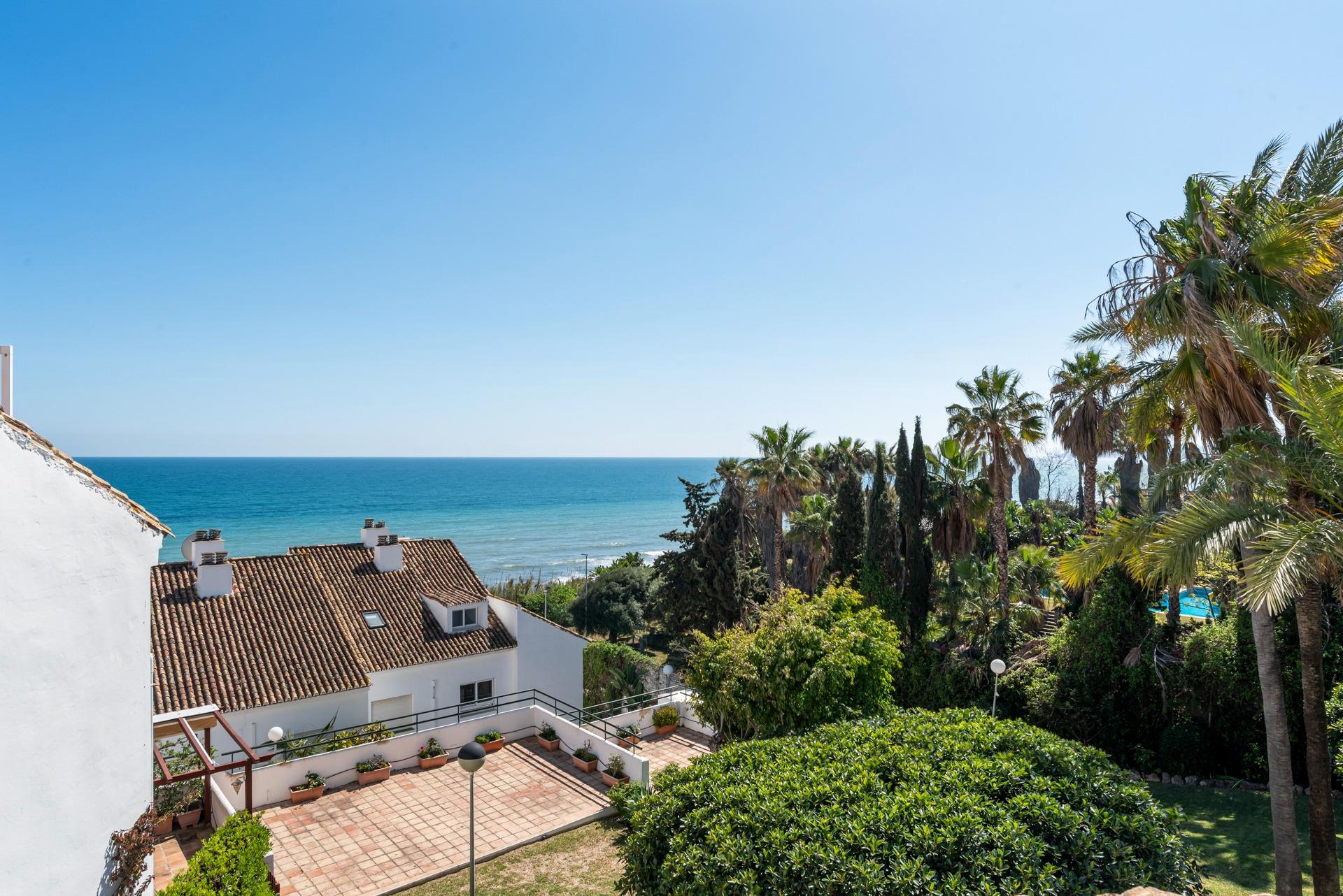 3 Bedroom Villa in Estepona - Photo 22