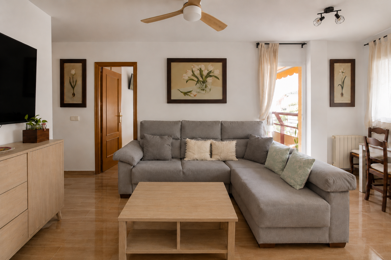 Apartment in Santa Eularia des Riu