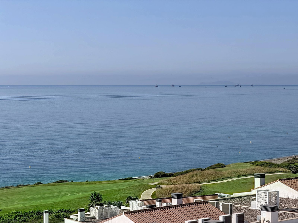 4 Bedroom Penthouse in La Alcaidesa - Photo 67