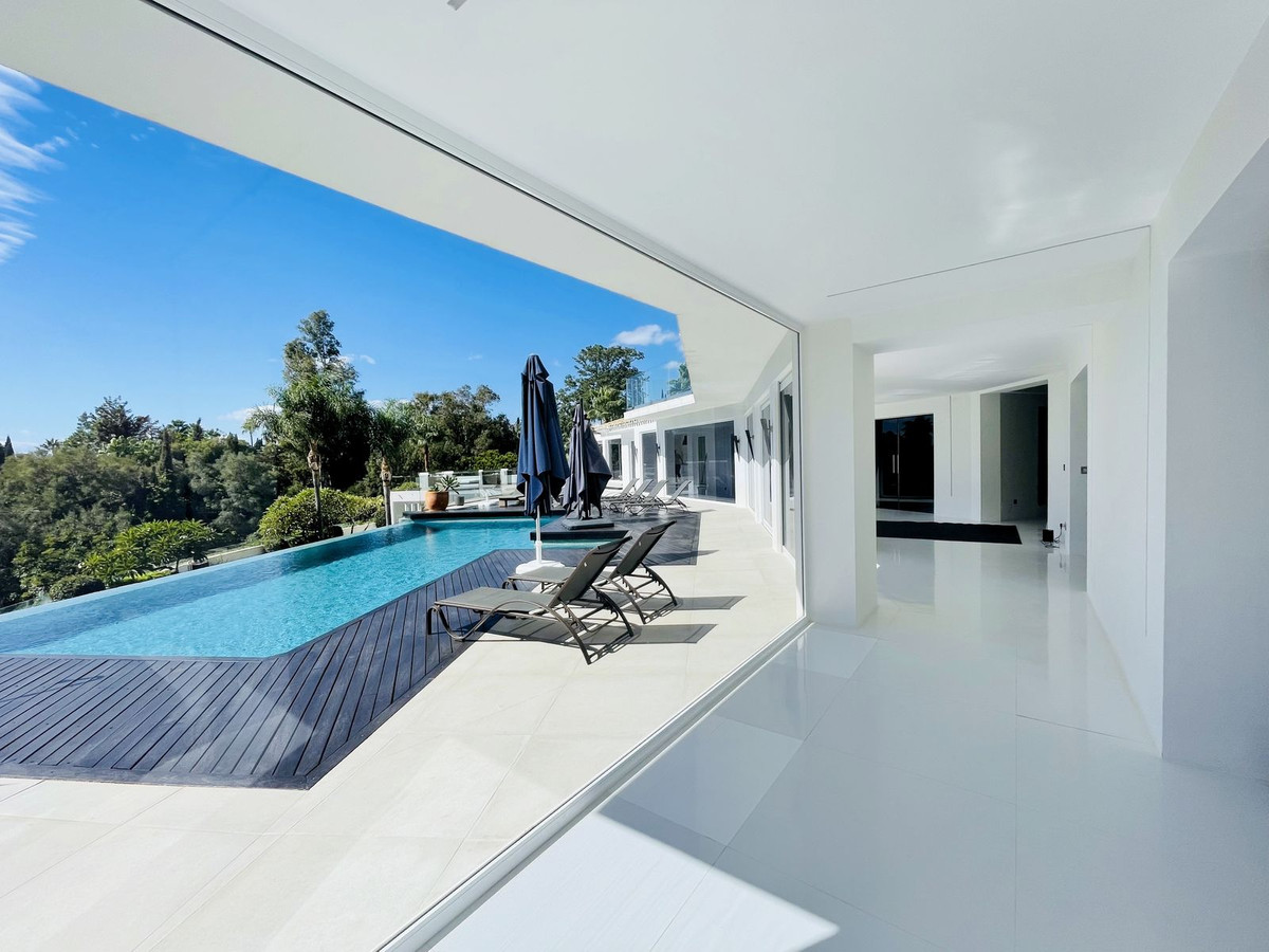7 Bedroom Villa in Marbella - Photo 26