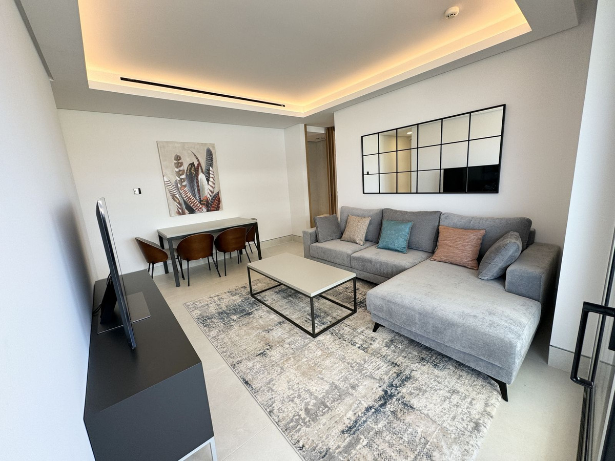 1 Bedroom Apartment in Málaga - Photo 18