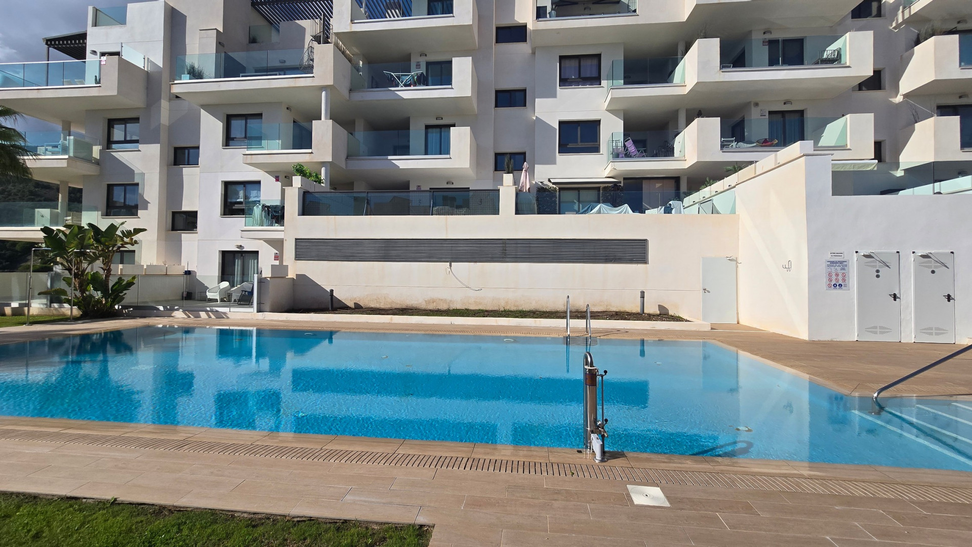 2 Bedroom Apartment in Benalmádena - Photo 11