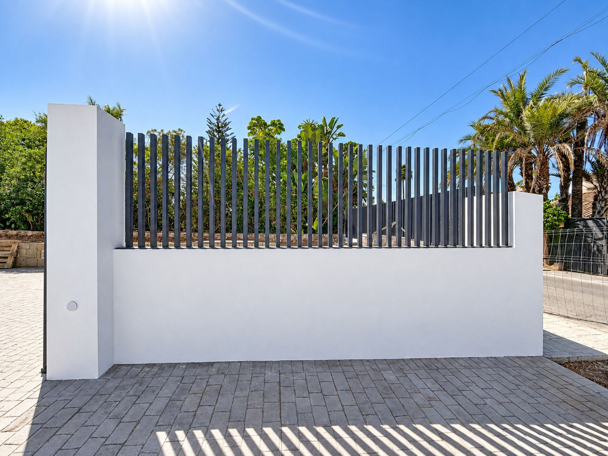 5 Bedroom Villa in Marbella - Photo 45