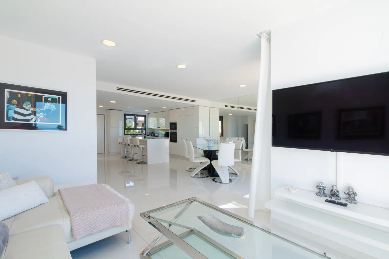 3 Bedroom Townhouse in Estepona - Photo 11