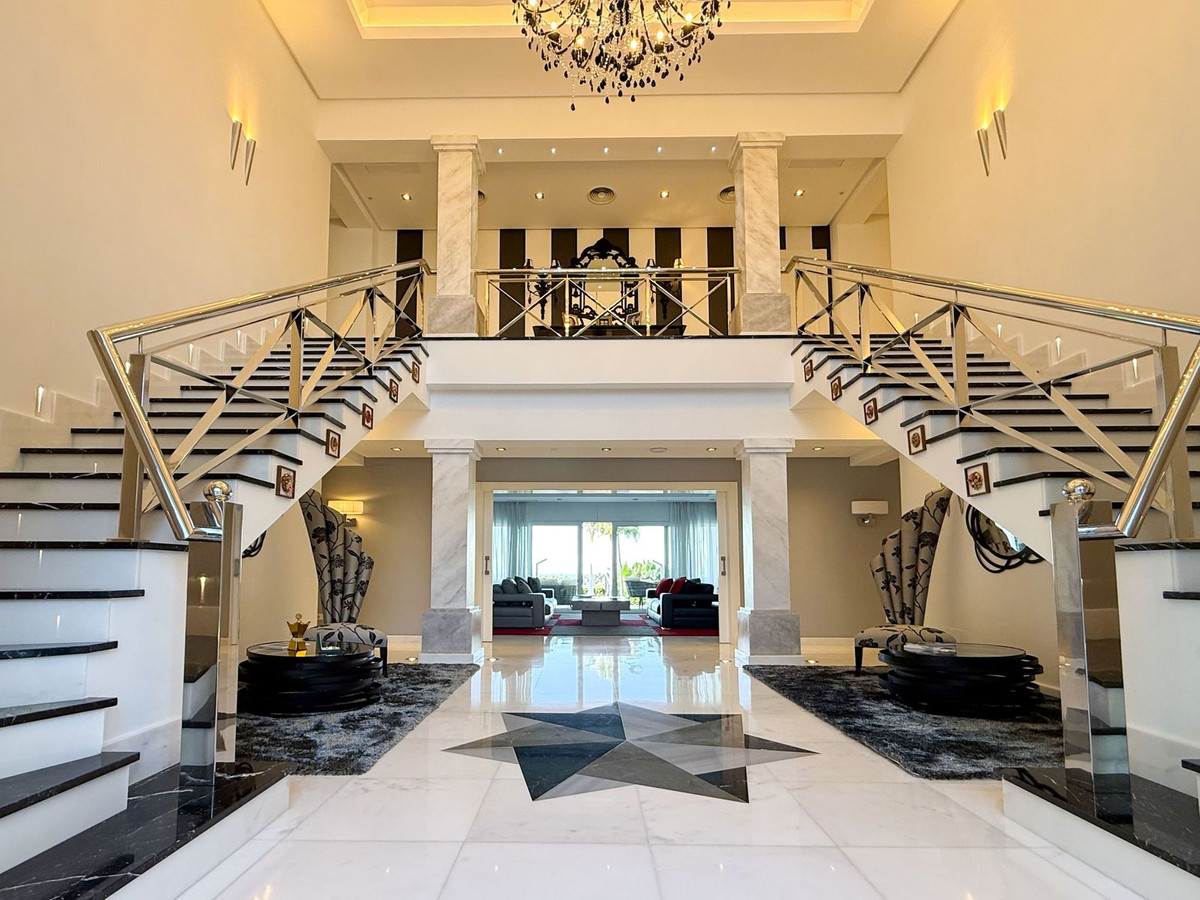 6 Bedroom Villa in Benahavís - Foto 3