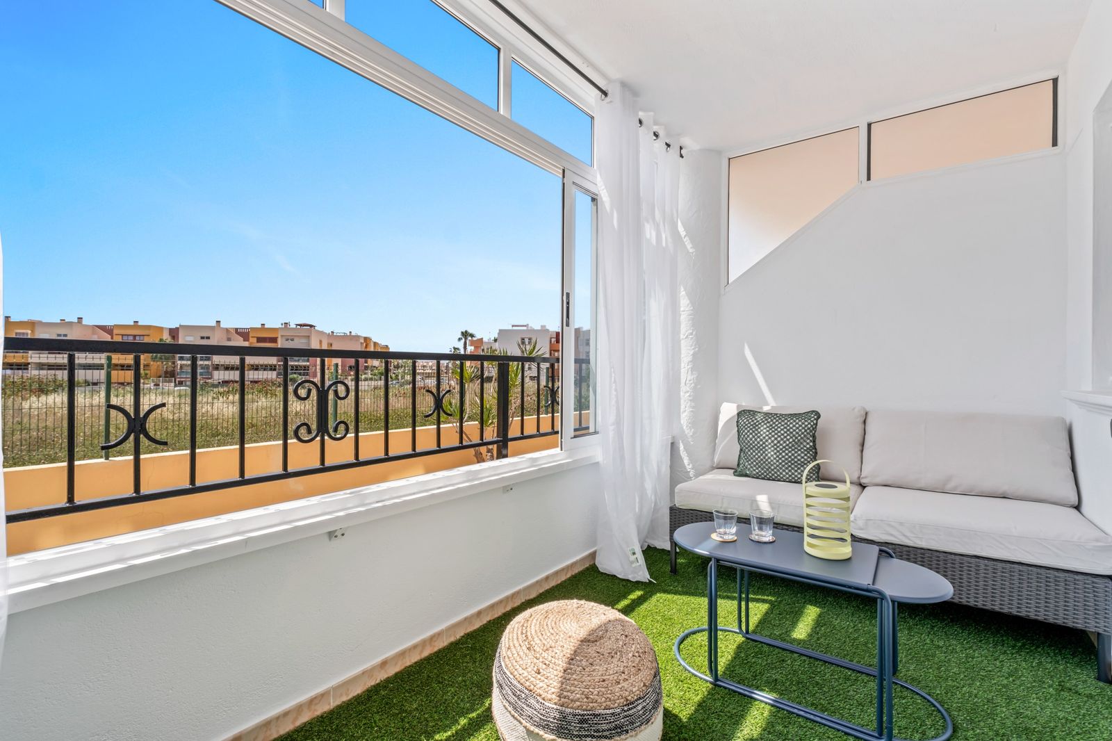 Apartamento com 2 quartos com piscina em Alicante, Espanha – Foto 22