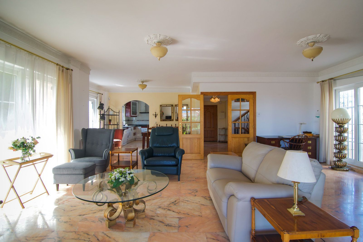 3 Bedroom Villa in Fuengirola - Photo 14