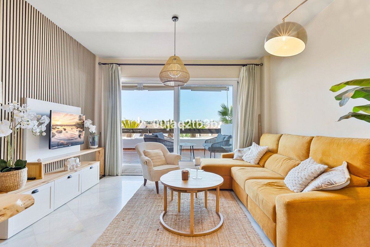 2 Bedroom Apartment in Marbella - Photo 19