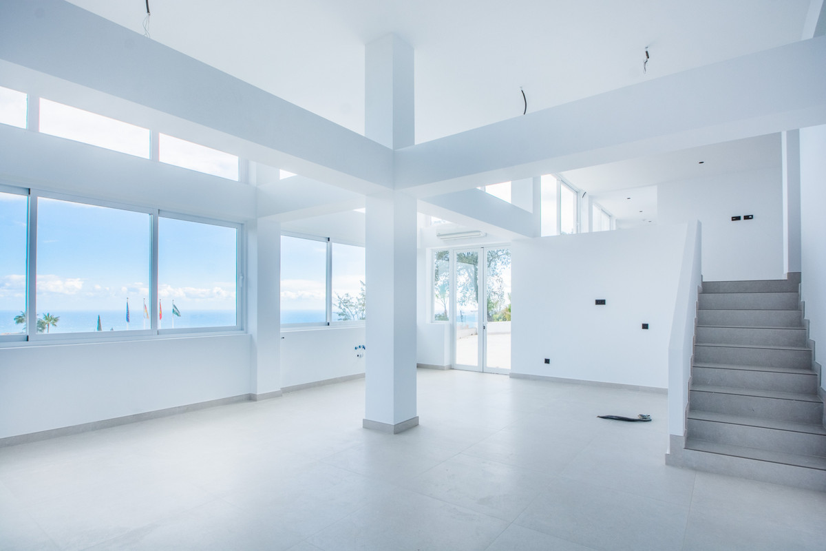 3 Bedroom Apartment in Marbella - Photo 7