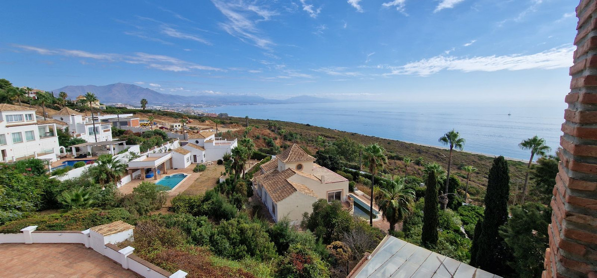 5 Bedroom Villa in Manilva - Photo 14