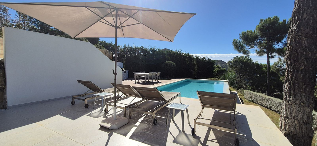5 Bedroom Villa in Benahavís - Фото 10