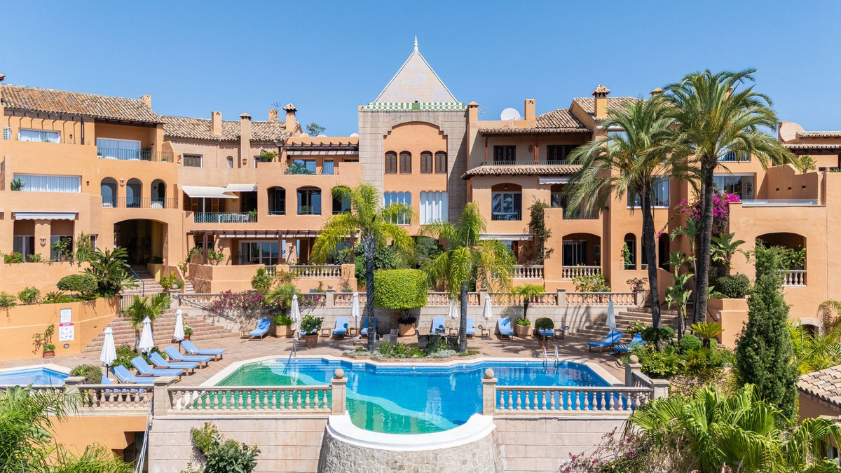 3 Bedroom Apartment in Marbella - Photo 30