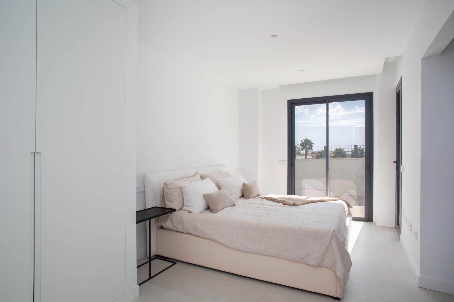 2 Bedroom Apartment in Benalmádena - Foto 4