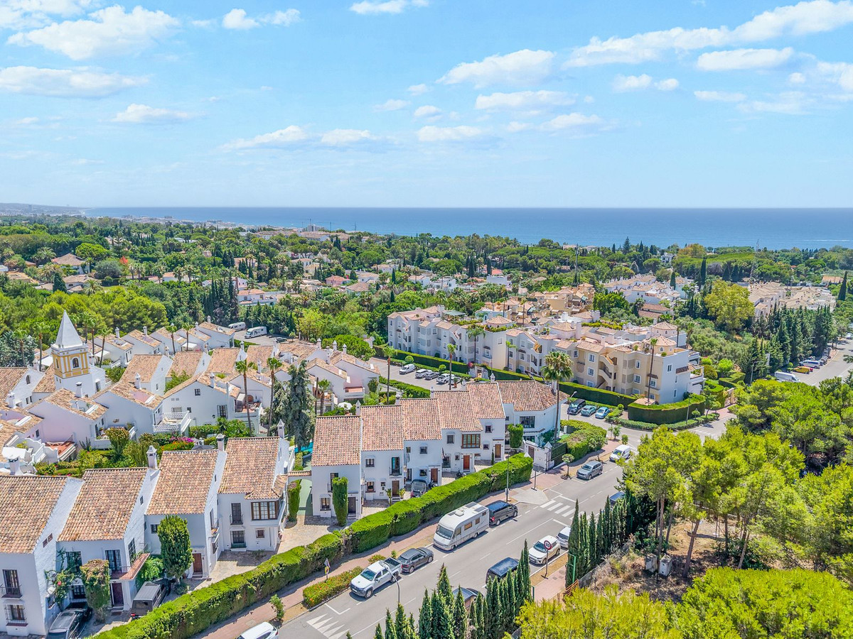 3 Bedroom Villa in Marbella - Photo 31