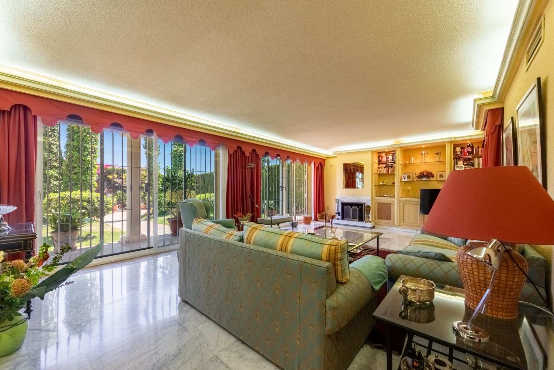 5 Bedroom Villa in Estepona - Foto 3