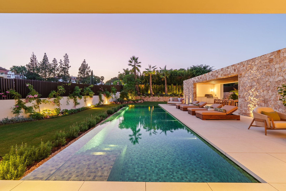 5 Bedroom Villa in Marbella - Foto 49