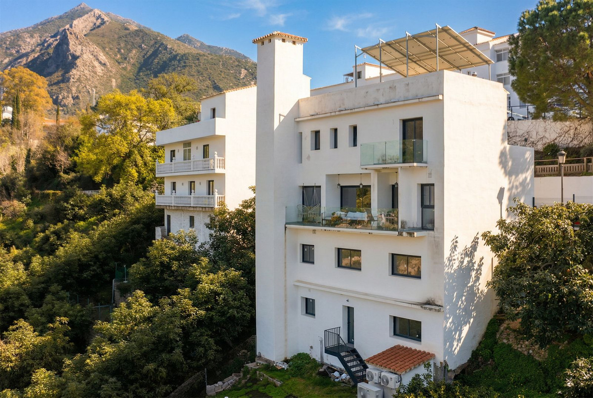 4 Bedroom Villa in Istán